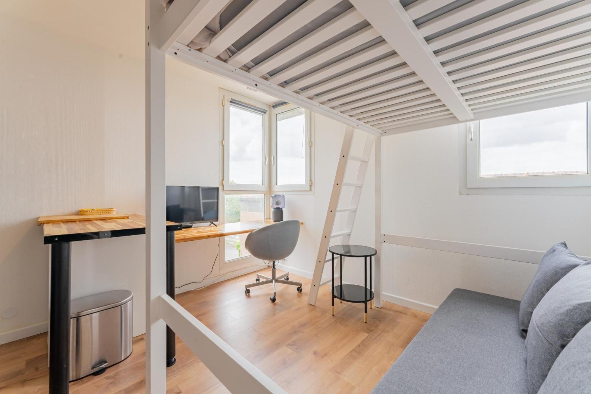 Charlemagne - Studio Confortable Avec Parking Gratuit - Quelques Pas De La Gare, Cuisine, Wifi Appartement Arras Buitenkant foto