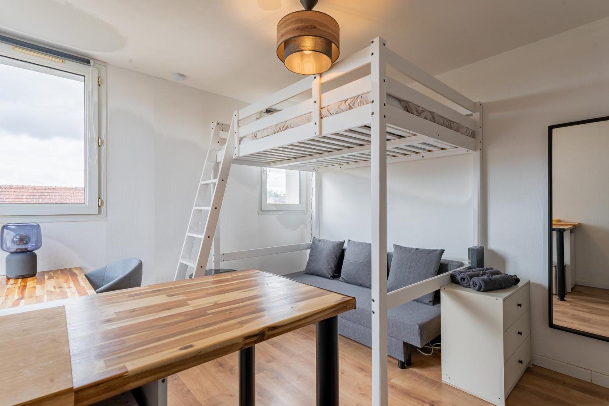 Charlemagne - Studio Confortable Avec Parking Gratuit - Quelques Pas De La Gare, Cuisine, Wifi Appartement Arras Buitenkant foto